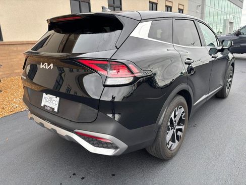 Used 2024 Kia Sportage EX FWD image 3