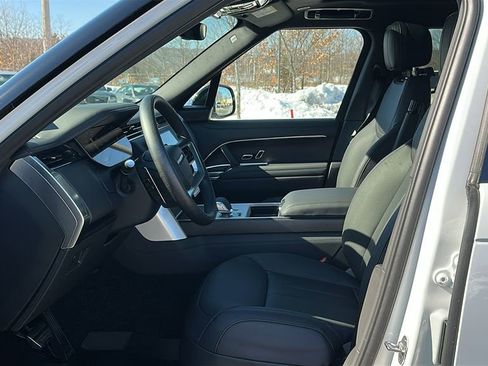 New 2026 Land Rover Range Rover SE image 10