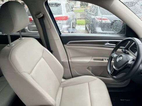 Used 2019 Volkswagen Atlas SE FWD image 13