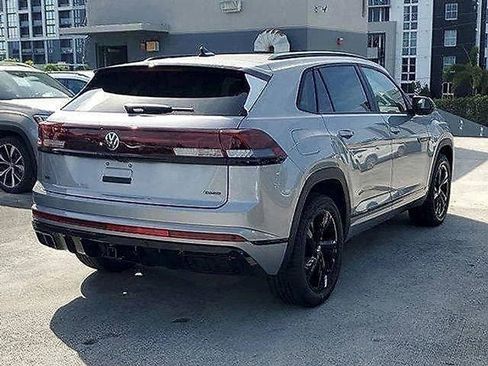 New 2026 Volkswagen Atlas Cross Sport SEL R-Line AWD/4WD image 3