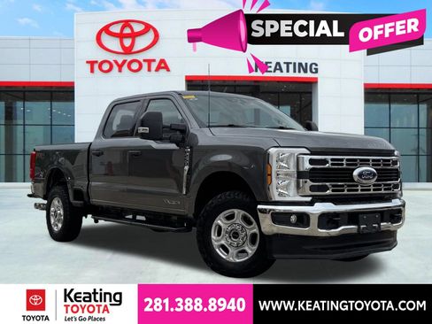 Used 2025 Ford F250 XLT w/ FX4 Off-Road Package AWD/4WD image 1