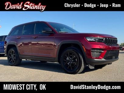 Used 2025 Jeep Grand Cherokee Altitude