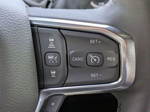 New 2026 RAM 2500 Laramie AWD/4WD image 25