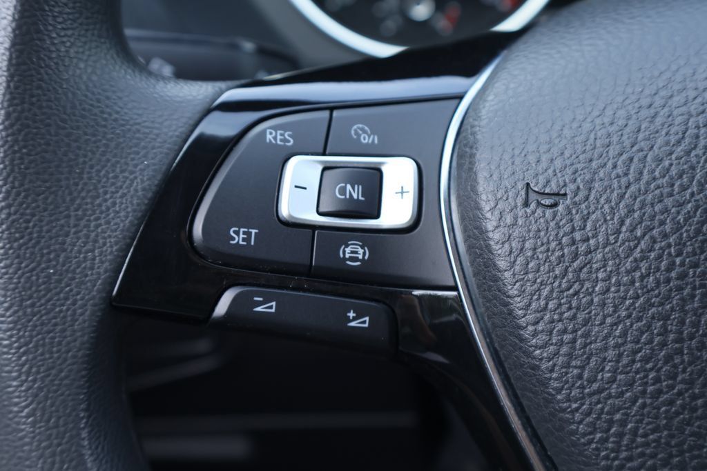 Used 2019 Volkswagen Tiguan S AWD/4WD image 21