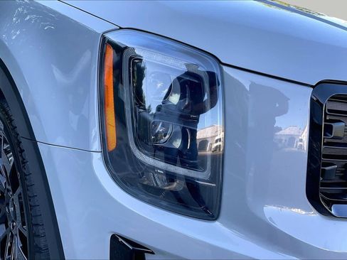 Used 2022 Kia Telluride SX w/ SX Prestige Package AWD/4WD image 26