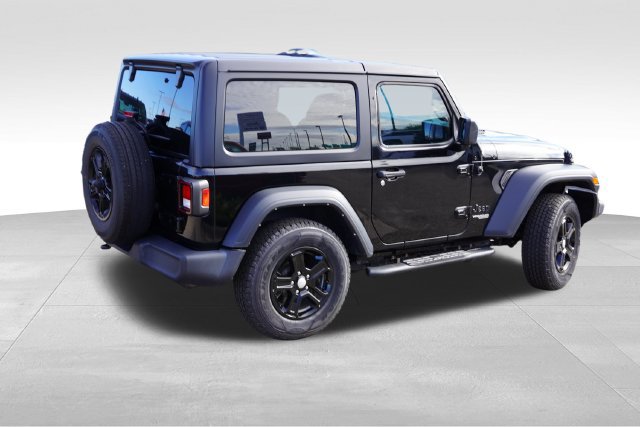 Used 2021 Jeep Wrangler Sport AWD/4WD image 6