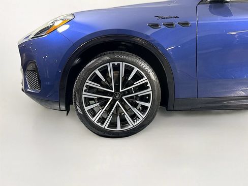 Used 2025 Maserati Grecale Modena AWD/4WD image 50