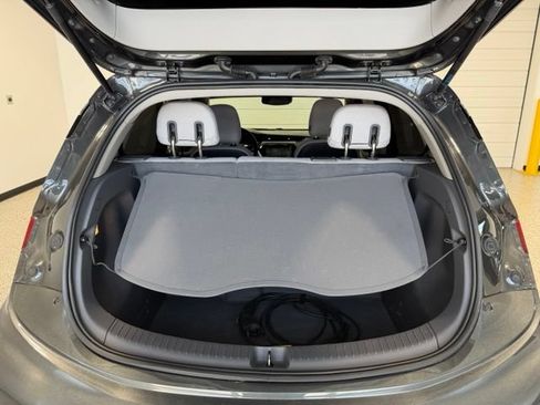 Used 2020 Chevrolet Bolt LT FWD image 28