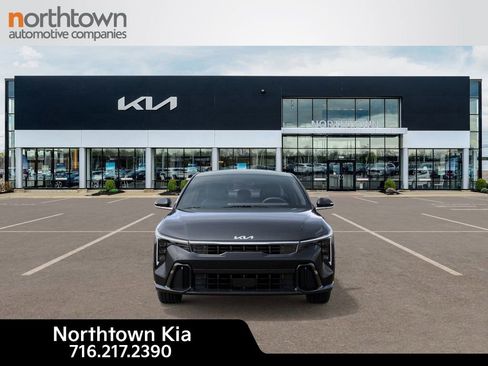 New 2025 Kia K4 GT-Line w/ GT-Line Premium Package FWD image 2