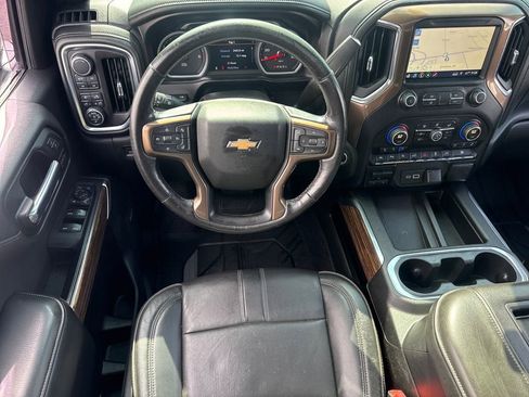 Used 2019 Chevrolet Silverado 1500 High Country w/ Technology Package AWD/4WD image 17