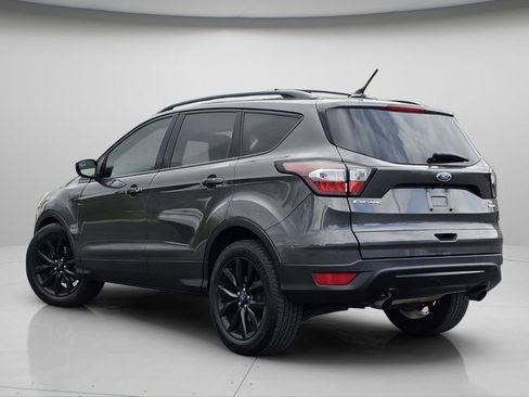 Used 2018 Ford Escape SE w/ SE Sport Appearance Package AWD/4WD image 21