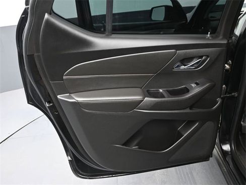 Used 2020 Chevrolet Traverse RS w/ LPO, Floor Liner Package image 14