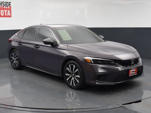 Used 2022 Honda Civic EX-L image 6