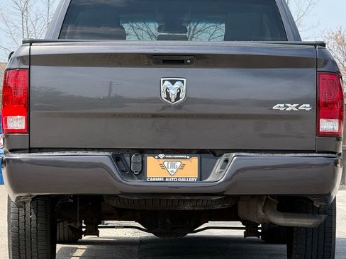 Used 2017 RAM 1500 Express AWD/4WD image 4