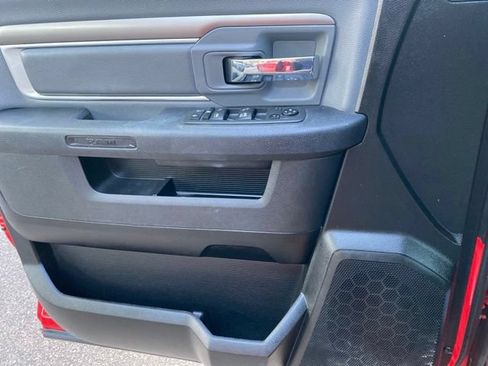Used 2022 RAM 1500 Classic SLT RWD image 21