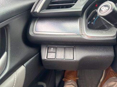 Used 2018 Honda Civic EX-L image 21