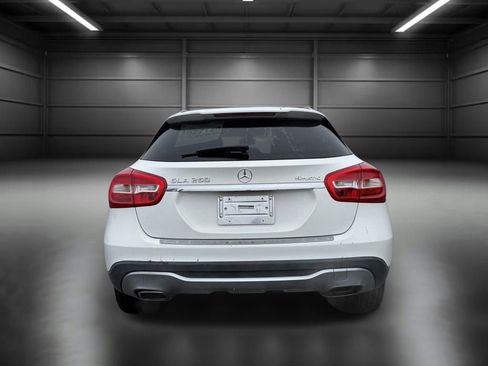 Used 2020 Mercedes-Benz GLA 250 4MATIC image 5