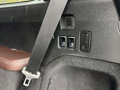 Used 2015 Mercedes-Benz GL 550 4MATIC image 14