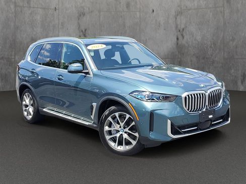 Used 2025 BMW X5 xDrive50e AWD/4WD image 1