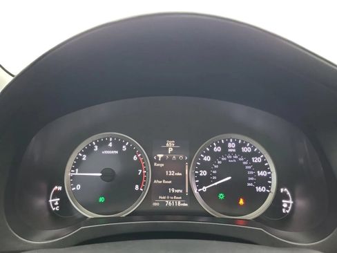 Used 2016 Lexus IS 200t RWD image 13
