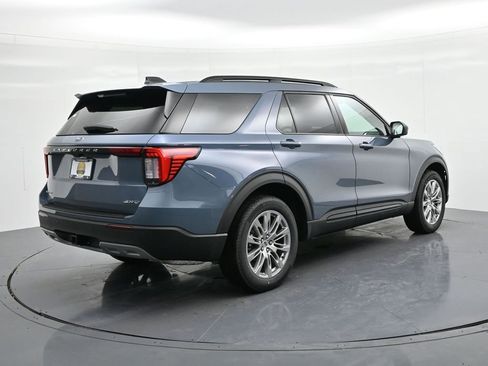 New 2026 Ford Explorer Active w/ Active Comfort Package image 6