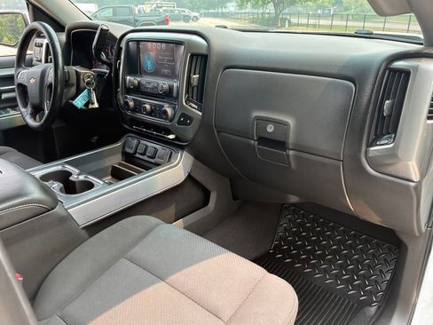 Used 2018 Chevrolet Silverado 1500 LT w/ All Star Edition AWD/4WD image 42
