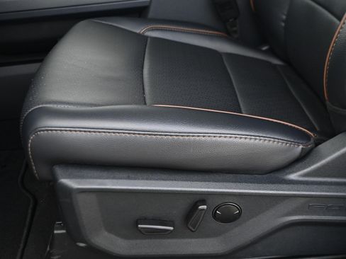 Used 2025 Ford F450 Lariat image 31