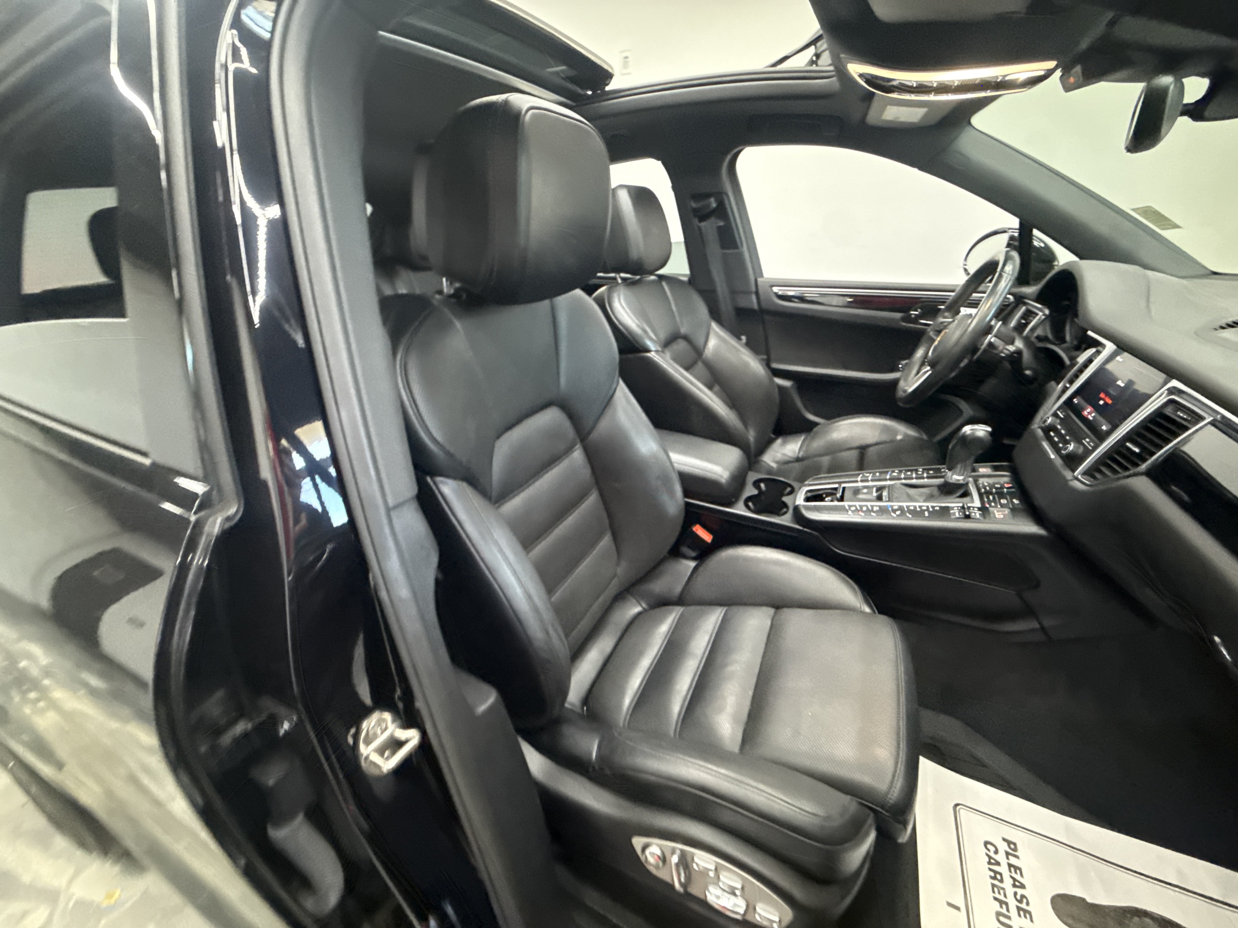 Used 2018 Porsche Macan S AWD/4WD image 22