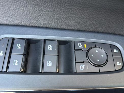 New 2026 Nissan Pathfinder SV AWD/4WD image 24