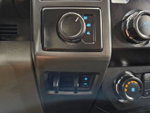 Used 2020 Ford F350 XLT image 52