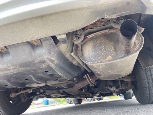 Used 2012 Toyota Camry LE image 17