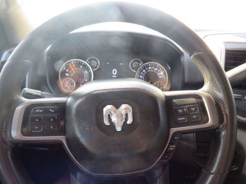 Used 2019 RAM 3500 Tradesman w/ Chrome Appearance Group image 7