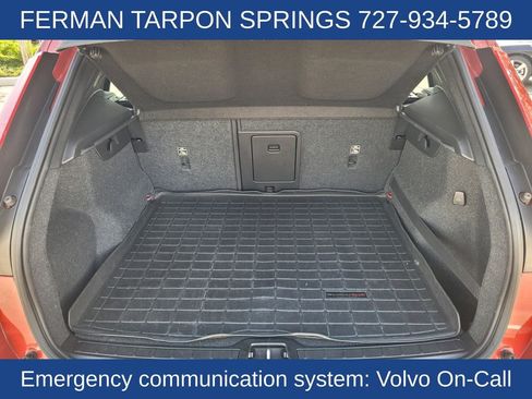 Used 2019 Volvo XC40 T5 Momentum image 18