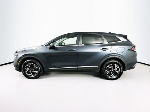 Used 2025 Kia Sportage LX image 4