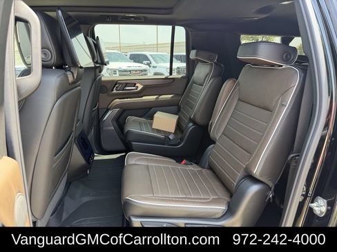 New 2026 GMC Yukon XL Denali Ultimate AWD/4WD image 25