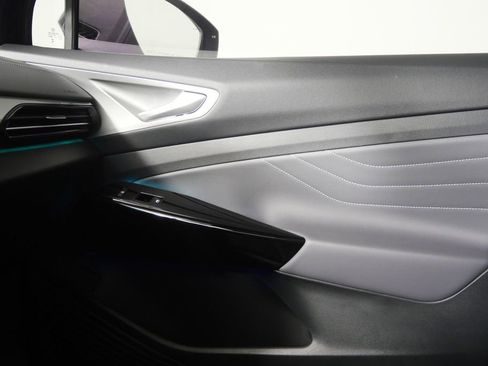 Used 2024 Volkswagen ID.4 S image 29