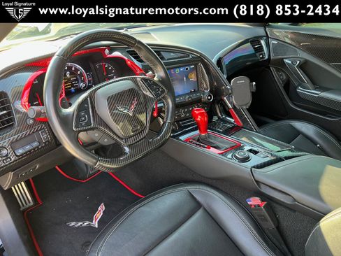 Used 2019 Chevrolet Corvette ZR1 RWD image 18