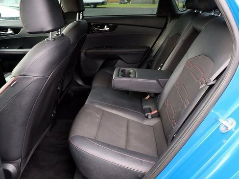 Used 2022 Kia Forte GT w/ GT Technology Package FWD image 26