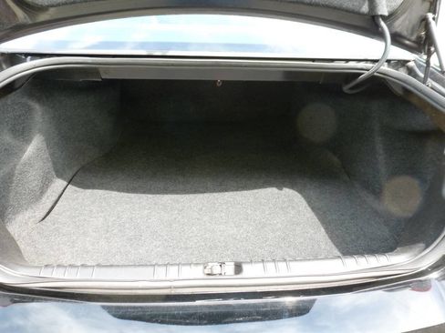 Used 2010 Chevrolet Impala LS image 14