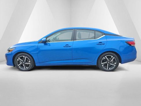 Used 2024 Nissan Sentra SV FWD image 8