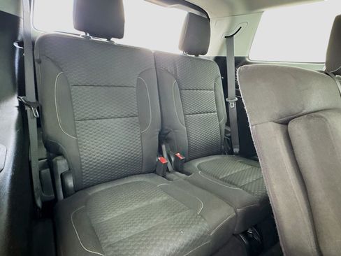 Used 2019 GMC Acadia SLE w/ LPO, Floor Liner Package FWD image 18