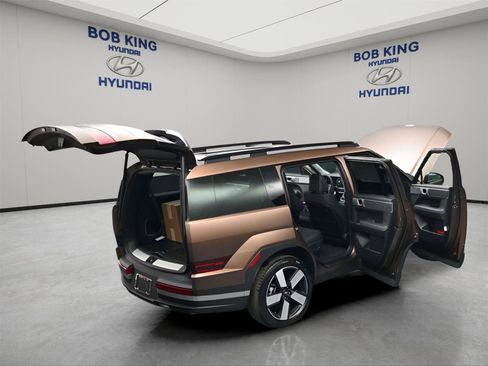 New 2026 Hyundai Santa Fe Limited FWD image 26