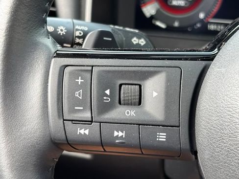 Certified 2023 Nissan Rogue Platinum AWD/4WD image 24