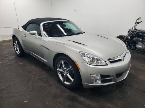 Used 2008 Saturn Sky Base 2dr Convertible w/ Premium Trim Package image 3