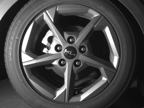 Used 2025 Kia K4 LXS FWD image 15