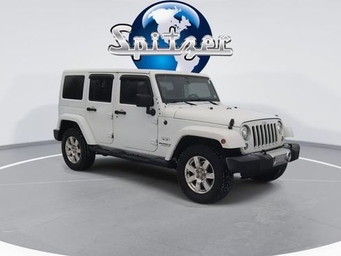 Used 2017 Jeep Wrangler Unlimited Sahara w/ Max Tow Package image 2