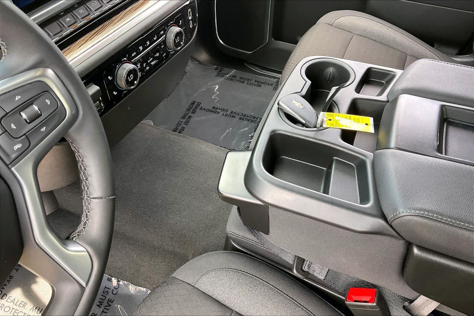 Used 2026 Chevrolet Silverado 1500 LT RWD image 16