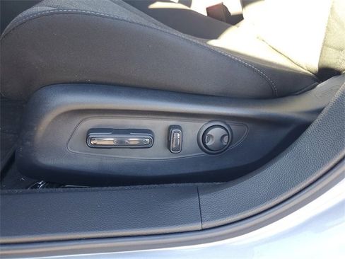 Certified 2025 Honda Accord SE image 13