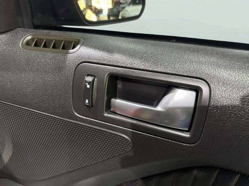 Used 2012 Ford Mustang Shelby GT500 w/ SVT Performance Pkg image 43