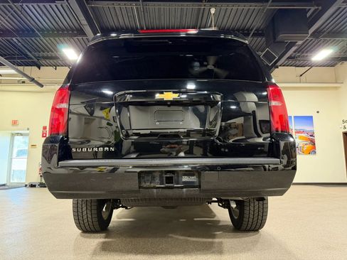 Used 2018 Chevrolet Suburban LT AWD/4WD image 20